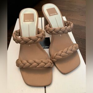 🔥Black Friday sale🔥Dolce Vita Womens Woven Strap Sandal Size 5